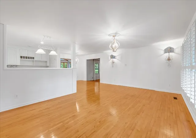 5th image of 1809 Country Club Dr, Tullahoma, TN 37388 | MLS# 2887864