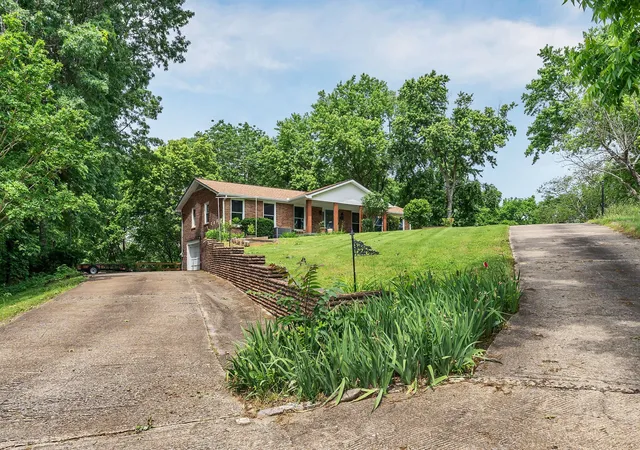4th image of 415 Isaac Dr, Goodlettsville, TN 37072 | MLS# 2888746