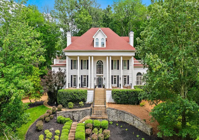 2nd image of 30 Park Mdws, Nashville, TN 37215 | MLS# 2890868