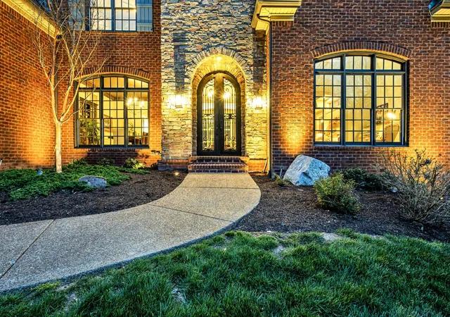 1st image of 1120 Natchez Valley Ln, Franklin, TN 37064 | MLS# 2890483