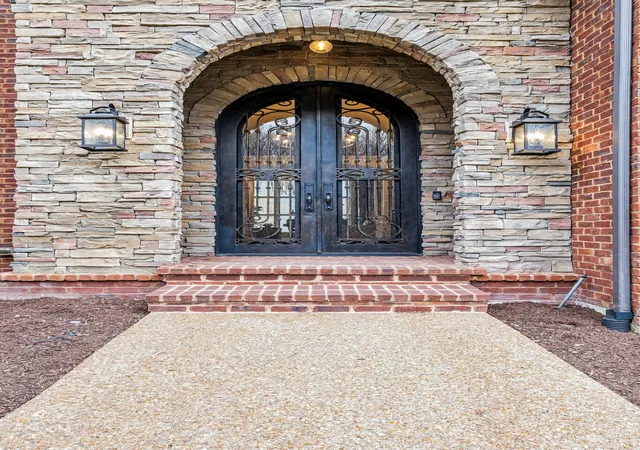 3rd image of 1120 Natchez Valley Ln, Franklin, TN 37064 | MLS# 2890483