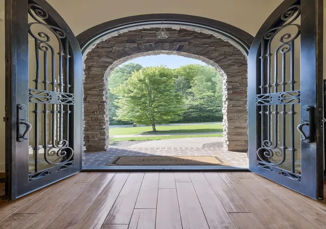 5th image of 1120 Natchez Valley Ln, Franklin, TN 37064 | MLS# 2890483