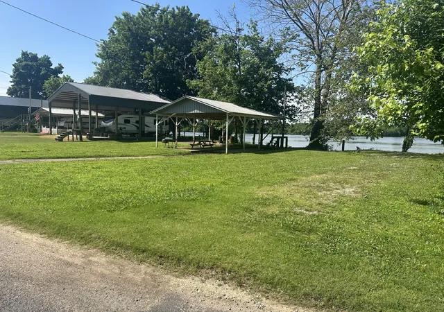 2nd image of 639 River Rd, Clifton, TN 38425 | MLS# 2890675