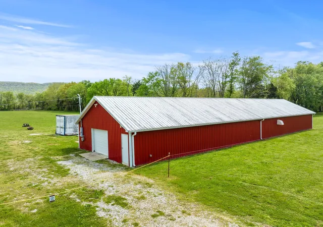 Homes for sale in Pelham, TN | 388 Charlie Roberts Rd, Pelham, TN 37366 | MLS# 2891695