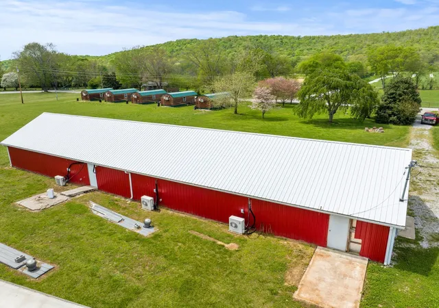 Homes for sale in Pelham, TN | 388 Charlie Roberts Rd, Pelham, TN 37366 | MLS# 2891695