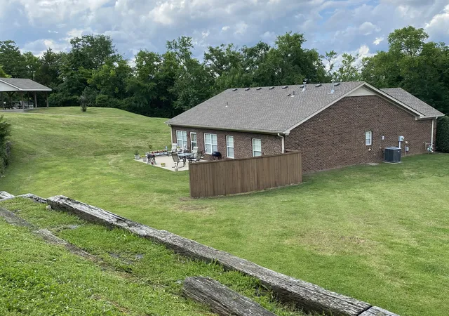Photo 2 of Single family home for sale at 264 Wrennewood Ln, Franklin, TN 37064 | MLS# 2891671 | Listing updated on 2025-10-31