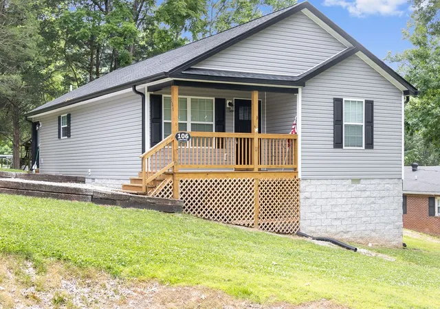 Homes for sale in Carthage, TN | 106 Lafon Dr, Carthage, TN 37030 | MLS# 2905171