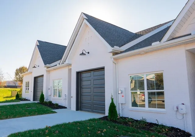 Photo 1 of Townhouse for sale at 1567 Ansley Park Dr, Cookeville, TN 38501 | MLS# 2898345 | Listing updated on 2025-07-11