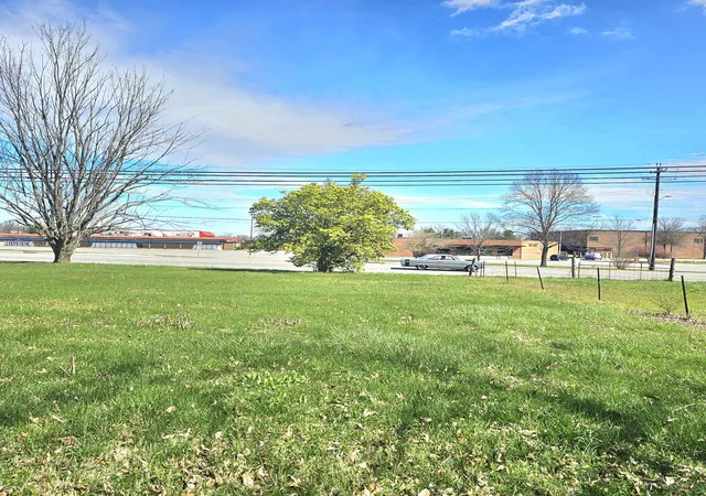 Photo 32 of Single family home for sale at 1131 W Broad St, Smithville, TN 37166 | MLS# 2898661 | Listing updated on 2025-12-08