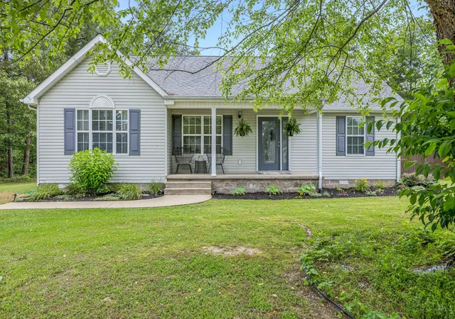 1st image of 123 Hubbard St, Hohenwald, TN 38462 | MLS# 2905920