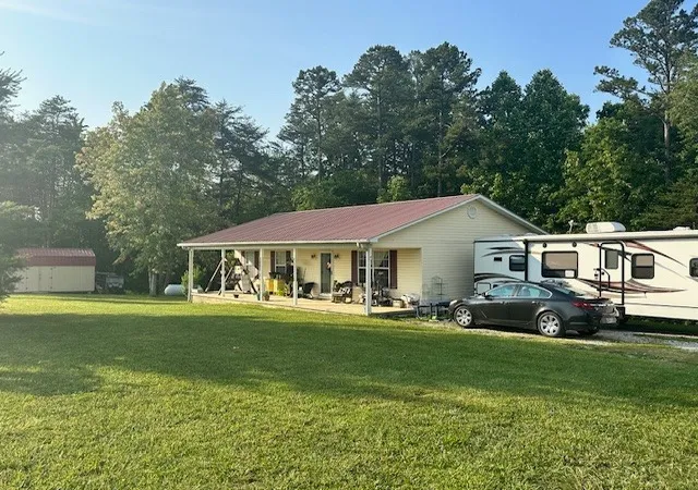 3rd image of 832 Fritzsche Loop, Jamestown, TN 38556 | MLS# 2901645