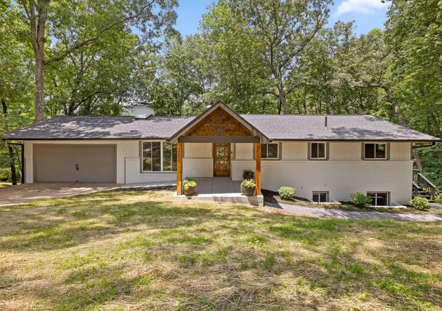 Photo 60 of Single family home for sale at 2605 Avalon Hill, Chattanooga, TN 37415 | MLS# 2901926 | Listing updated on 2025-10-05