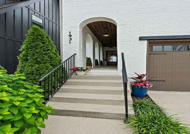 2nd image of 1931 Warfield Dr, Nashville, TN 37215 | MLS# 2914219