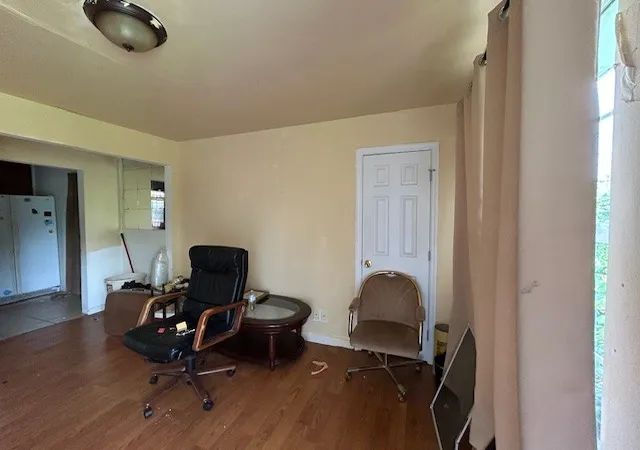 Photo 3 of Sale Pending at 3007 Hummingbird Dr, Nashville, TN 37218 | MLS# 2907503 | Listing updated on 2026-04-22