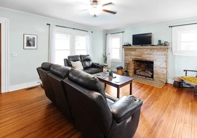 3rd image of 403 Gaines St, Sparta, TN 38583 | MLS# 2907680