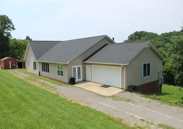 Homes for sale in Granville, TN | 1028 Huff Hollow Rd, Granville, TN 38564 | MLS# 2907645