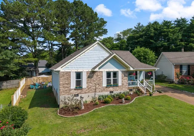 2nd image of 709 Woodbrier Ct, Hermitage, TN 37076 | MLS# 2907667