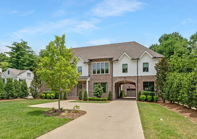 2nd image of 2909 Compton Rd, Nashville, TN 37215 | MLS# 3267424