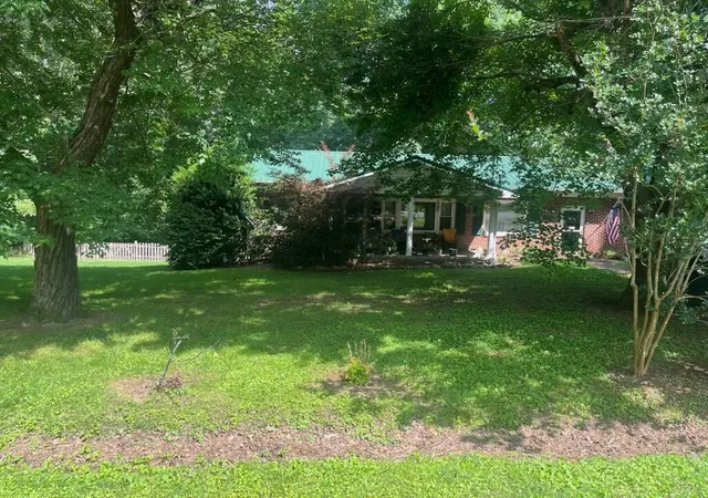 Homes for sale in Athens, TN | 136 Co Rd 177, Athens, TN 37303 | MLS# 3269788