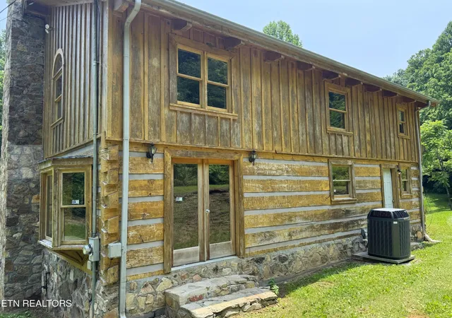 Photo 4 of Single family home for sale at 453 Trentham Holw Rd, Parrottsville, TN 37843 | MLS# 3078501 | Listing updated on 2026-06-09
