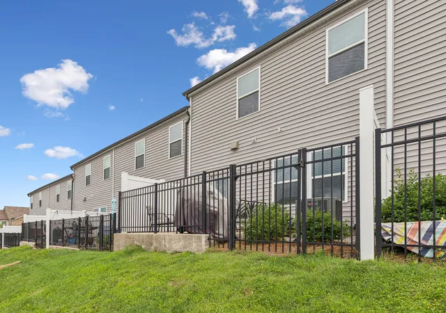 Photo 21 of Townhouse for sale at 817 Arrington Way, Columbia, TN 38401 | MLS# 2914772 | Listing updated on 2025-08-25