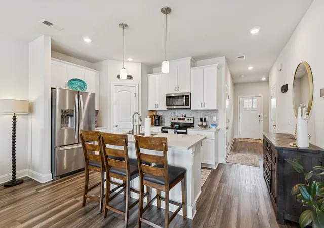 Photo 4 of Townhouse for sale at 817 Arrington Way, Columbia, TN 38401 | MLS# 2914772 | Listing updated on 2025-08-25