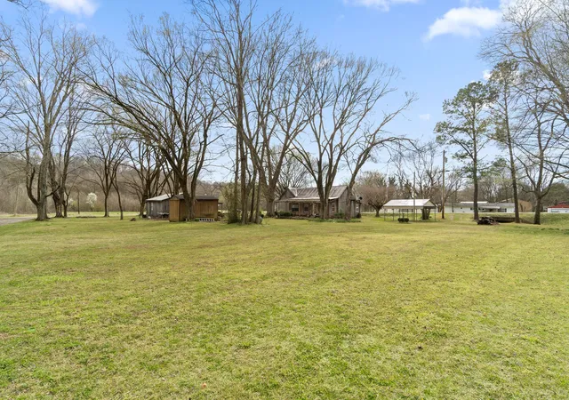 Photo 4 of Sale Pending at 35 Airport Ln, Stewart, TN 37175 | MLS# 2915091 | Listing updated on 2026-01-05