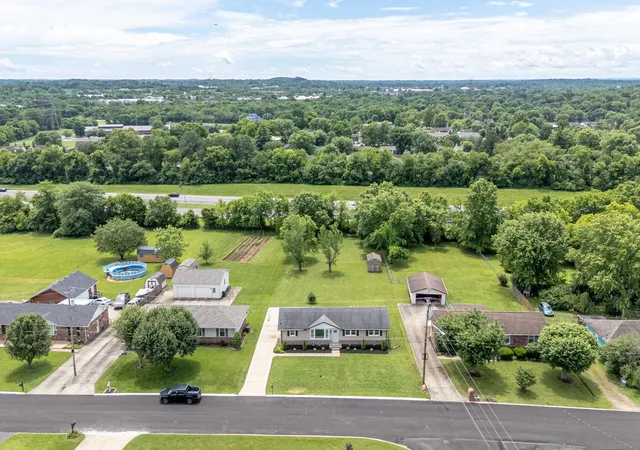 5th image of 114 Crestview Dr, Hendersonville, TN 37075 | MLS# 2915229
