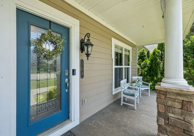 Photo 4 of Sale Pending at 104 Lodge Hall Rd, Nolensville, TN 37135 | MLS# 2920782 | Listing updated on 2025-08-15