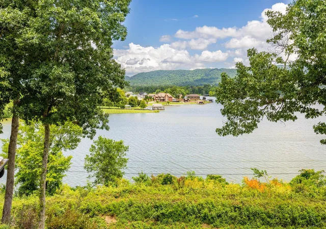 Photo 3 of Single family home for sale at 8223 Snow Hl Rd, Ooltewah, TN 37363 | MLS# 3540487 | Listing updated on 2026-09-16