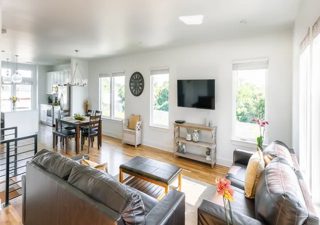 5th image of 235 Sterling Point Cir, Nashville, TN 37209 | MLS# 2918350