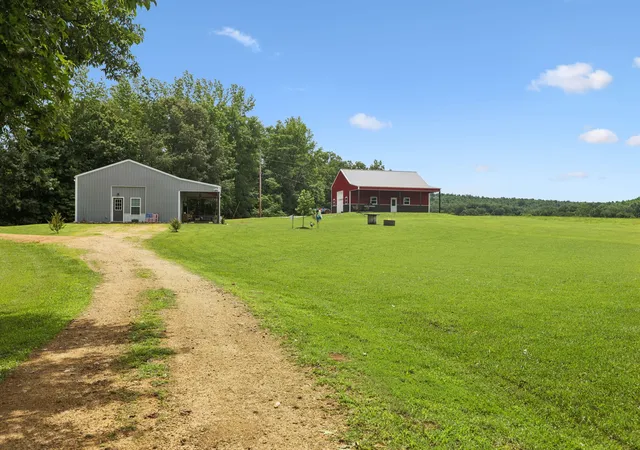 3rd image of 129 Taylor Phillips Rd, Hohenwald, TN 38462 | MLS# 2921370
