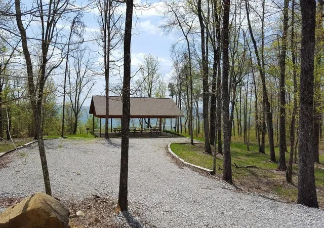 4th image of 38 Gray Rock Vw, Pikeville, TN 37367 | MLS# 2946405