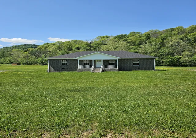 1st image of 4070 Hartsville Road, Lafayette, TN 37083 | MLS# 2921921