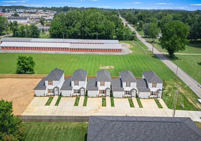 1st image of 119 Mullican St, Mc Minnville, TN 37110 | MLS# 2922085