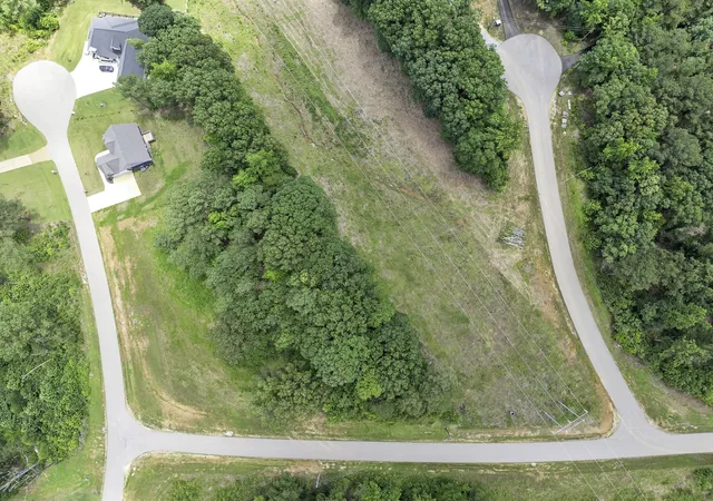 Photo 3 of Land for sale at 0 Shoreline Dr, Huntingdon, TN 38344 | MLS# 2922326 | Listing updated on 2026-06-25