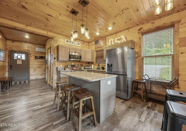 3rd image of 3169 Bear Mountain Lane, Sevierville, TN 37876 | MLS# 3070605