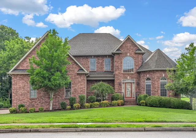 Photo 1 of Single family home for sale at 306 Gray Hawk Trl, Clarksville, TN 37043 | MLS# 2922397 | Listing updated on 2026-01-26
