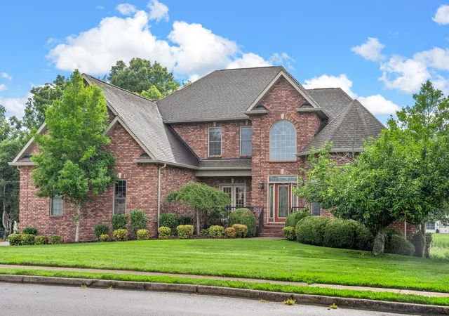Photo 2 of Single family home for sale at 306 Gray Hawk Trl, Clarksville, TN 37043 | MLS# 2922397 | Listing updated on 2026-01-26