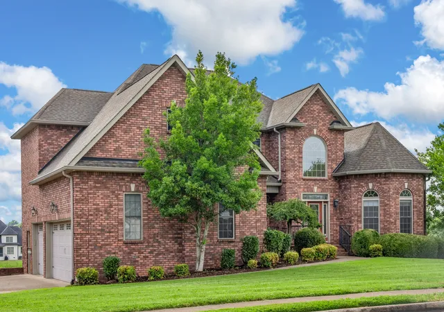 Photo 3 of Single family home for sale at 306 Gray Hawk Trl, Clarksville, TN 37043 | MLS# 2922397 | Listing updated on 2026-01-26