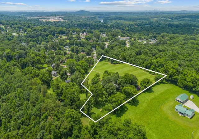 1st image of 204 Butlers Ln, Old Hickory, TN 37138 | MLS# 2924352