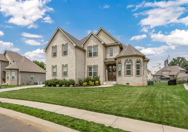 3rd image of 329 Clarabelle Ln, Clarksville, TN 37040 | MLS# 2923269