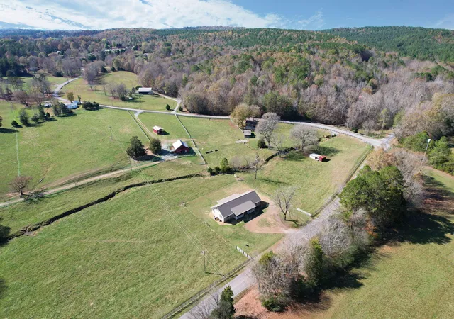 61st image of 947 County Road 82, Athens, TN 37303 | MLS# 2923416
