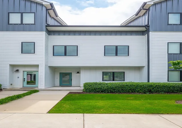 3rd image of 3117 Saint Elmo Avenue, Chattanooga, TN 37408 | MLS# 2923738