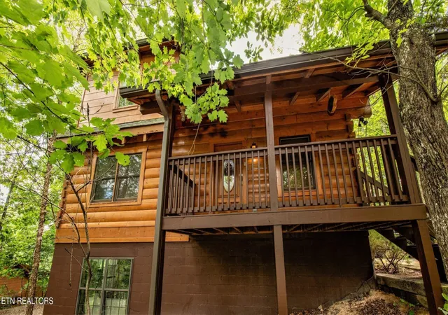 1st image of 813 Lloyd Huskey Rd, Pigeon Forge, TN 37863 | MLS# 3065492
