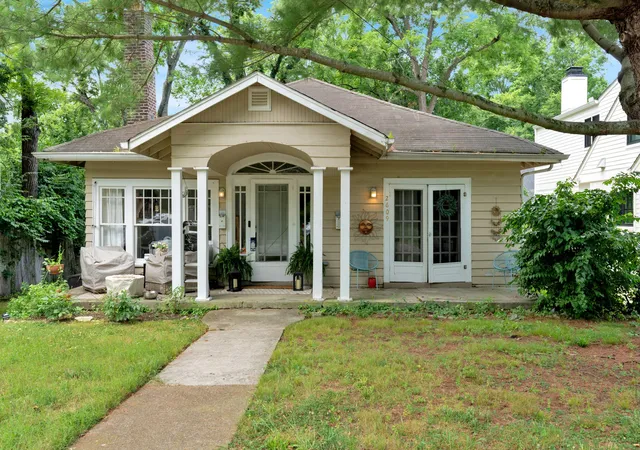 2nd image of 2609 Sunset Pl, Nashville, TN 37212 | MLS# 2932116