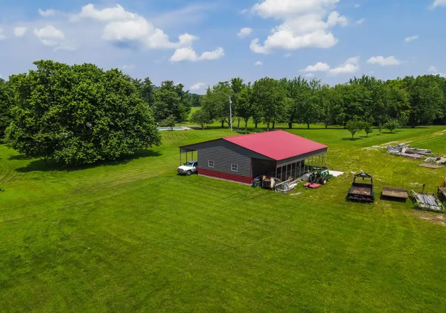 Homes for sale in Livingston, TN | 933 Airport Rd, Livingston, TN 38570 | MLS# 2925351