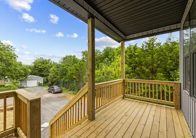 Photo 2 of Single family home for sale at 1111 West End Ave N, Lewisburg, TN 37091 | MLS# 2928973 | Listing updated on 2025-10-05