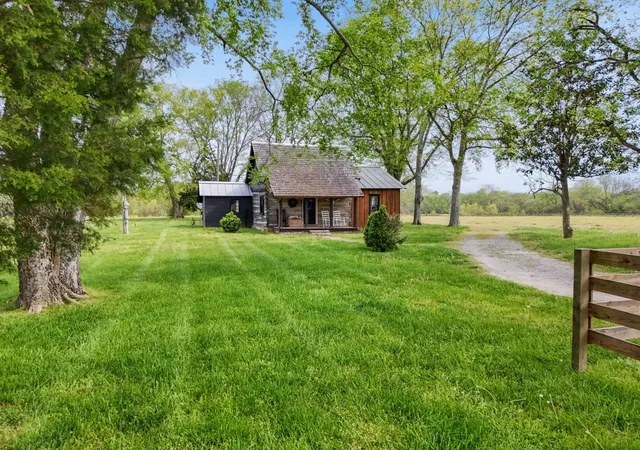 Photo 1 of Single family home for sale at 3238 Boyd Ml Pike, Franklin, TN 37064 | MLS# 2941832 | Listing updated on 2025-07-15