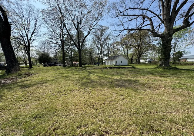Homes for sale in White Bluff, TN | 440 Church St, White Bluff, TN 37187 | MLS# 2926762